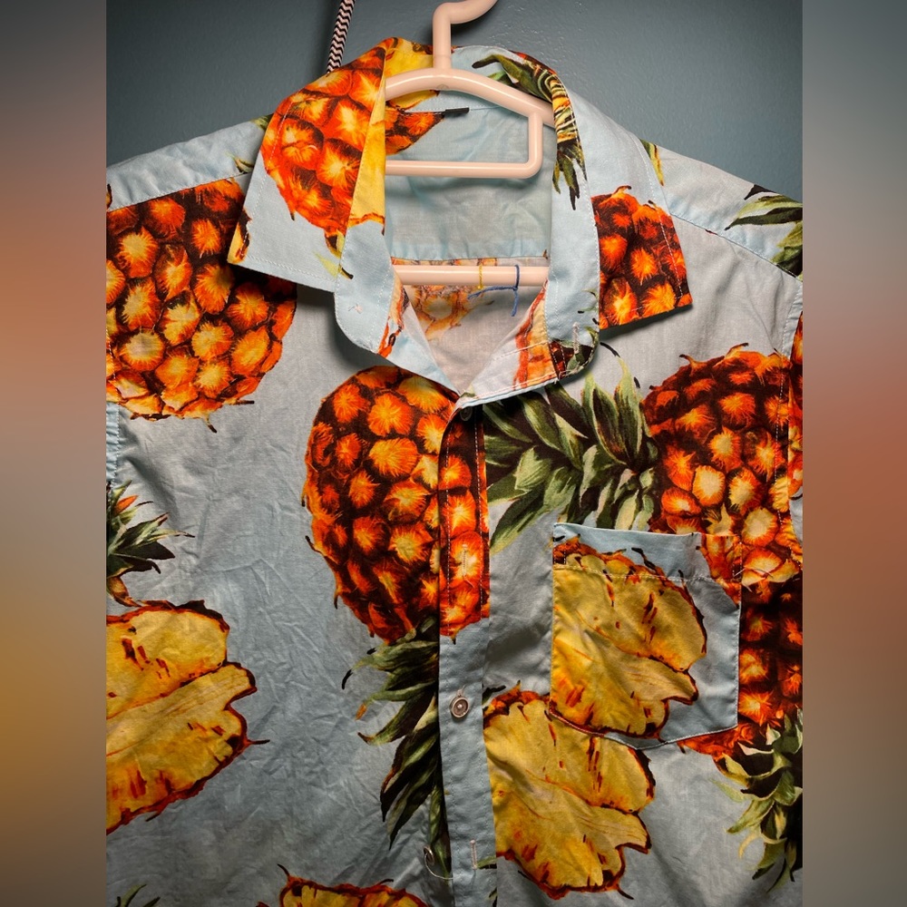 🍍 Pineapple Hawaiian Style Short Sleeved Summer Button Down Shirt US M 🍍 - Picture 2 of 6